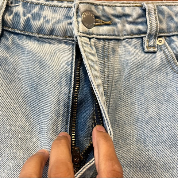 Rolla’s Original High Rise Straight Distressed Light Wash Size 25 - Picture 3 of 10